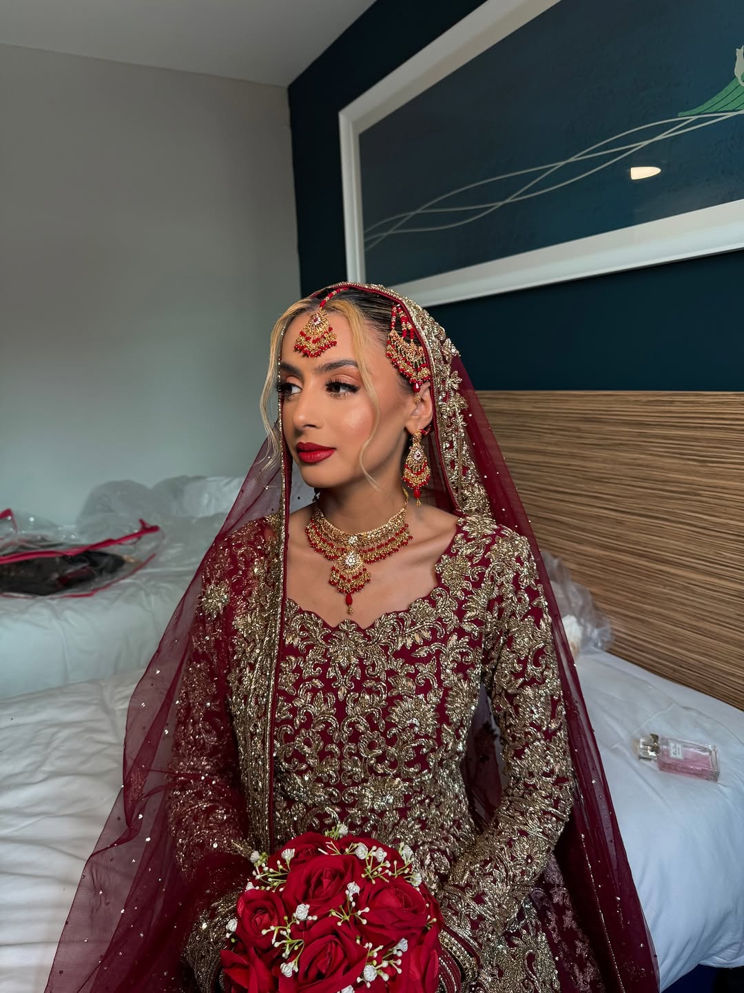Glam party look